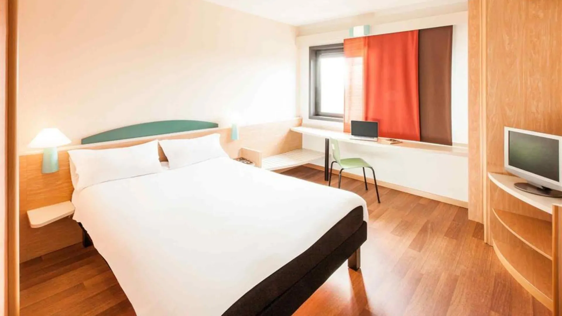 Ibis Roma Fiera Hotel