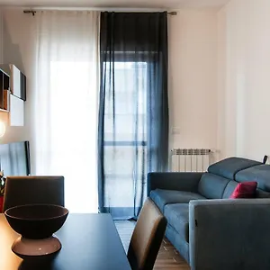 Fonte Laurentina Apartment