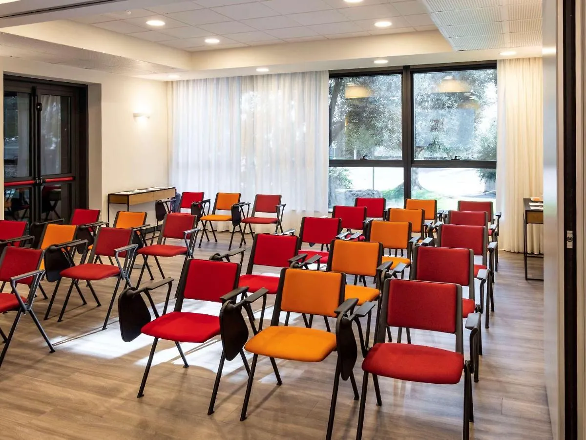 Ibis Roma Fiera Hotel